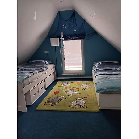 Haus Marilene Comfortable Holiday home Krummhoern